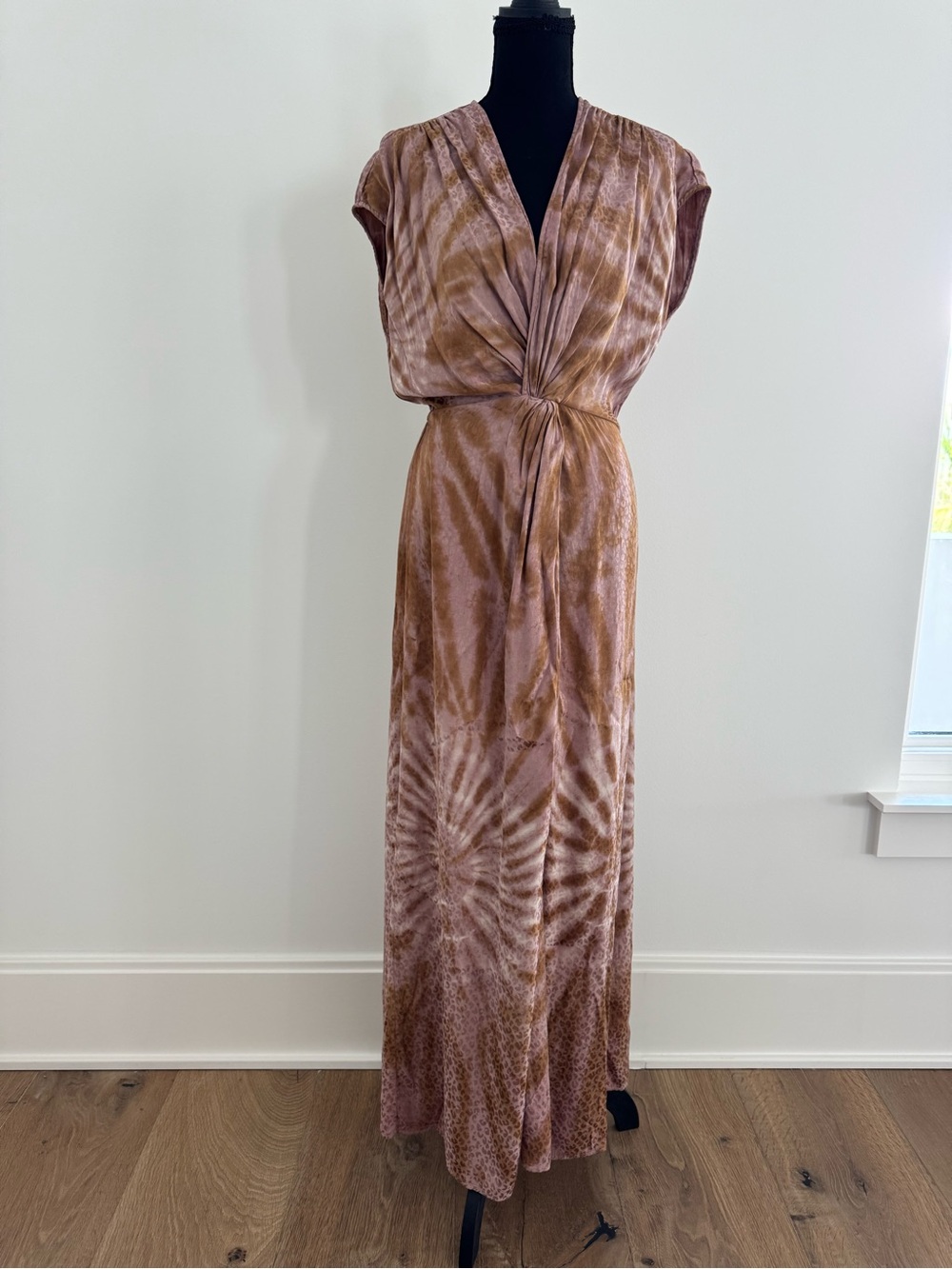 Young Fabulous & Broke Rust-Toned Tie Waist Maxi Dress